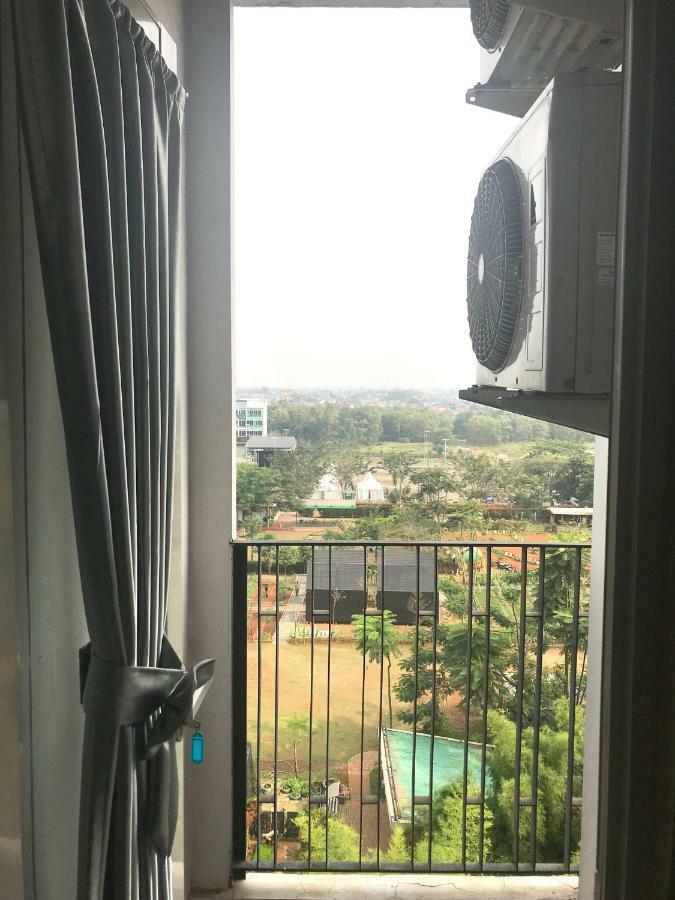 Scientia Residences By Taslim Gading Serpong Esterno foto