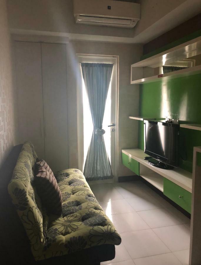 Scientia Residences By Taslim Gading Serpong Esterno foto