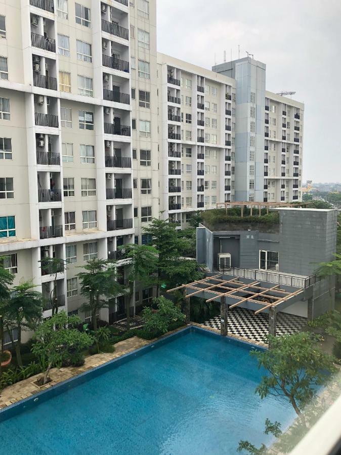 Scientia Residences By Taslim Gading Serpong Esterno foto