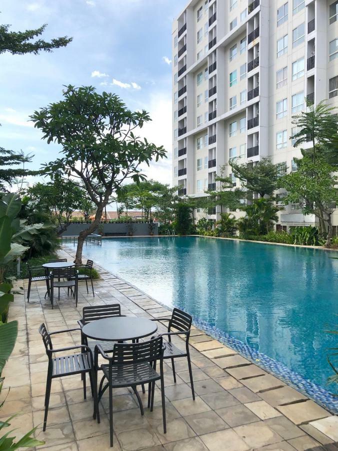 Scientia Residences By Taslim Gading Serpong Esterno foto